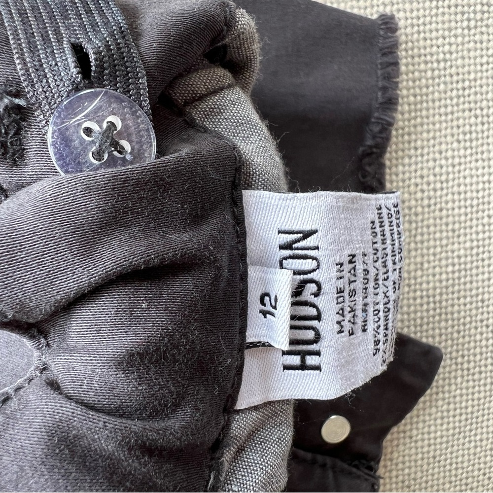 Hudson jeans boys shorts 98% cotton 2% spandex